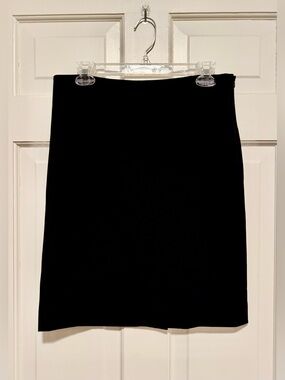 MM Lafleur—4, Black Skirt w/ Hidden Side Zip, Back Vent, & Stretch (21” long)